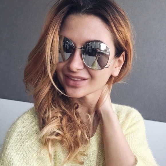 "Sunfaced" - Picture 2 of 5